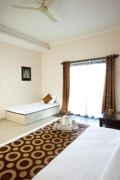 Sterling Dharmashala Hotel Dharamshala Room photo